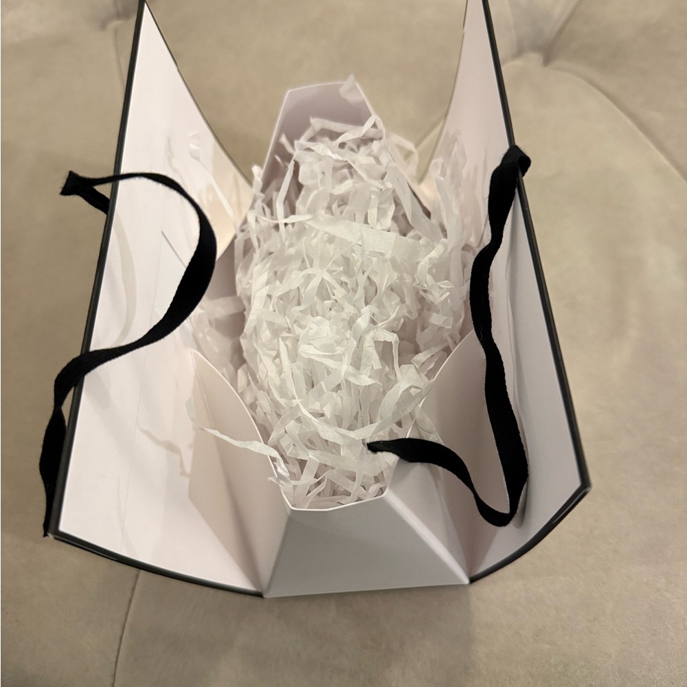 Decorative Gift Box - Picture 6 of 7